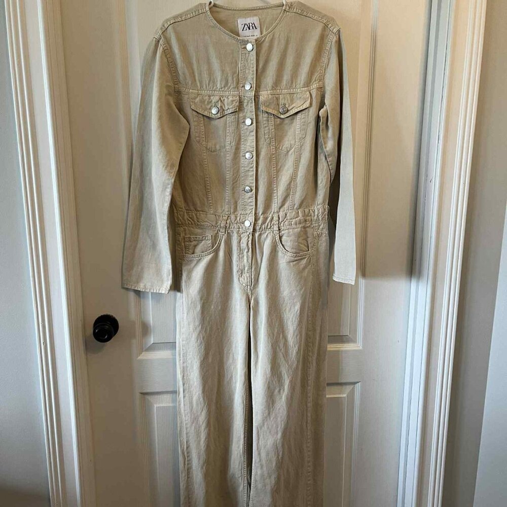 Zara Women's Long Flowy Jumpsuit Long Sleeves Beige size Small - Picture 1 of 4
